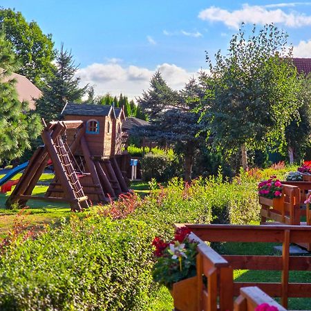 Вилла Osrodek Wczasowy Sloneczko Дзвижино Экстерьер фото